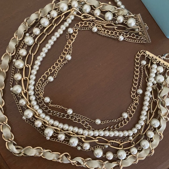 Stella and Dot faux pearl multi strand necklace (Pre-owned) - Picture 2 of 5